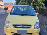 Usata Opel Agila 75 CV (55 kW) 2003 Giallo Monovolume