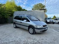 Usata Opel Zafira 116 CV (85 kW) 2000 Argento Monovolume