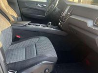 Usata Volvo XC60 Core 197 CV (144 kW) 2022 Grigio SUV