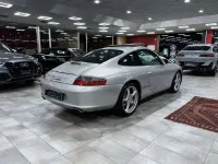 Usata Porsche 911 Carrera 320 CV (235 kW) 2002 Argento Coupé