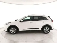Usata Kia Niro Style 105 CV (77 kW) 2017 Bianco SUV