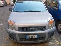 Begagnad Ford Fusion 80 HK (58 kW) 2012 Grå Halvkombi