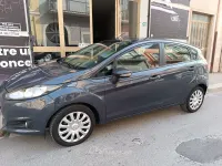 Usata Ford Fiesta Business Edition 75 CV (55 kW) 2015 Blu Berlina