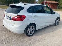 Usata BMW 218 150 CV (110 kW) 2016 Bianco Monovolume