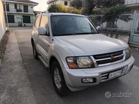 Usata Mitsubishi Pajero 165 CV (121 kW) 2001 Grigio SUV