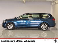 Usata VW Passat Business 150 CV (110 kW) 2023 Azzurro Station wagon