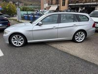 Usata BMW 318 Efficient Dynamics 143 CV (105 kW) 2012 Argento Station wagon