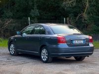 Usata Toyota Avensis 150 CV (110 kW) 2006 Grigio Berlina