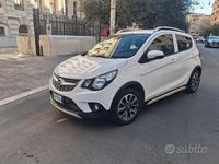Usata Opel Karl Rocks S 75 CV (55 kW) 2018 Bianco Utilitaria