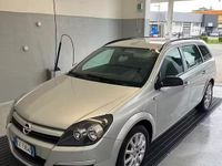 Usata Opel Astra 101 CV (74 kW) 2005 Station wagon