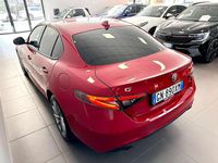 Usata Alfa Romeo Giulia Sprint 280 CV (205 kW) 2023 Rosso Berlina