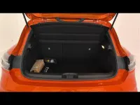 Usata Renault Clio Techno 145 CV (106 kW) 2023 Arancione Utilitaria