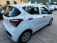 Usata Hyundai i10 Style 69 CV (50 kW) 2017 Bianco Utilitaria