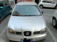Usata Seat Arosa 50 CV (36 kW) 2004 Grigio Utilitaria