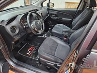 Usata Toyota Yaris Style 90 CV (66 kW) 2014 Grigio Utilitaria