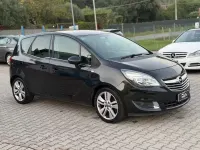 Usata Opel Meriva Design Edition 110 CV (80 kW) 2015 Nero Monovolume