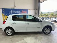 Usata Renault Clio II 75 CV (55 kW) 2011 Bianco Berlina
