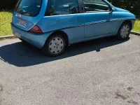 Usata Lancia Ypsilon 60 CV (44 kW) 1999 Blu Utilitaria