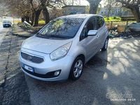 Usata Kia Venga 90 CV (66 kW) 2011 Grigio Utilitaria