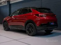 Usata Opel Grandland X GS Line 131 CV (96 kW) 2022 Rosso SUV
