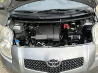 Usata Toyota Yaris 69 CV (50 kW) 2007 Grigio Utilitaria