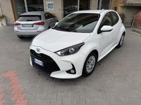 Usata Toyota Yaris Trend 72 CV (52 kW) 2022 Bianco Berlina