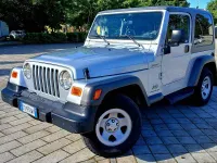 Usata Jeep Wrangler Sport 143 CV (105 kW) 2005 Argento SUV