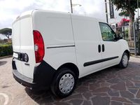 Usata Fiat Doblò 95 CV (69 kW) 2019 Bianco Monovolume