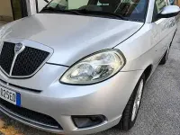 Usata Lancia Ypsilon 90 CV (66 kW) 2008 Grigio Utilitaria