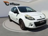 Usata Renault Clio II Dynamique 75 CV (55 kW) 2011 Bianco Berlina
