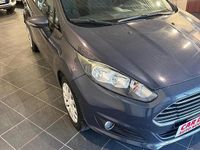 Usata Ford Fiesta 97 CV (71 kW) 2015 Grigio Berlina