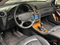 Usata Mercedes CLK200 163 CV (119 kW) 2006 Grigio Cabrio