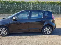Usata Renault Scenic E-Tech 110 CV (80 kW) 2010 Nero Monovolume