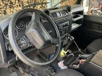 Usata Land Rover Defender SE 122 CV (89 kW) 2010 Verde SUV