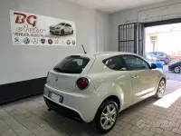 Usata Alfa Romeo MiTo Distinctive 105 CV (77 kW) 2012 Beige Utilitaria