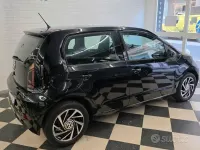 Usata VW up! Move 60 CV (44 kW) 2019 Nero Utilitaria