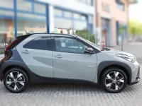 Nuova Toyota Aygo X 116 CV (85 kW) 2026 Verde SUV