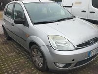 Usata Ford Fiesta 2002 Grigio Berlina