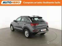 Usata VW T-Roc Life 150 CV (110 kW) 2022 Grigio SUV