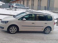 Usata VW Touran 102 CV (75 kW) 2012 Bianco Monovolume