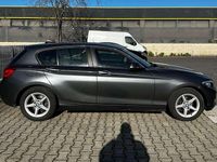 Usata BMW 118 Advantage 150 CV (110 kW) 2018 Grigio Utilitaria