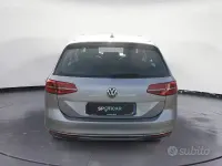 Usata VW Passat 150 CV (110 kW) 2018 Grigio Station wagon