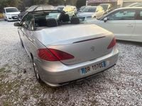 Usata Peugeot 307 CC 109 CV (80 kW) 2008 Grigio Cabrio