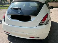 Usata Lancia Ypsilon Platinum 69 CV (50 kW) 2017 Bianco Utilitaria