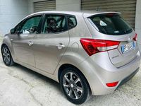 Usata Hyundai ix20 90 CV (66 kW) 2018 Grigio Utilitaria