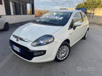 Usata Fiat Punto Evo Dynamic 69 CV (50 kW) 2011 Bianco Utilitaria