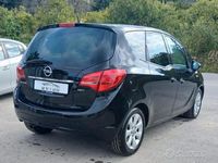 Usata Opel Meriva Cosmo 110 CV (80 kW) 2011 Nero Monovolume