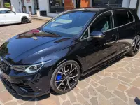 Usata VW Golf VIII R 333 CV (244 kW) 2023 Nero Berlina
