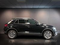 Usata VW T-Roc Style 150 CV (110 kW) 2023 Nero SUV
