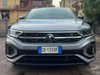 Usata VW T-Roc R-line 116 CV (85 kW) 2023 Argento SUV